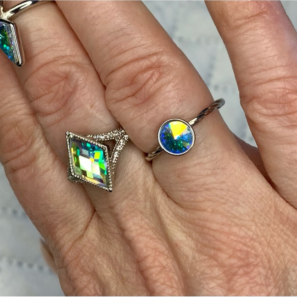 Fragrant Jewels round ring, size 7